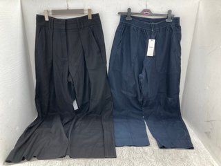 ME + EM ITALIAN FLANNEL HIGH WAISTED WIDE LEG TROUSER IN BLACK SIZE UK 14 TO INCLUDE ME + EM PULL ON CASUAL TROUSER IN NAVY SIZE UK 14: LOCATION - E13