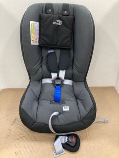 BRITAX ROMER CAR SEAT IN BLACK: LOCATION - E16