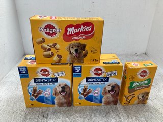 4 X ASSORTED PEDIGREE ITEMS TO INCLUDE DENTASTIX ORAL CARE - BBE: 08.10.2025: LOCATION - E17