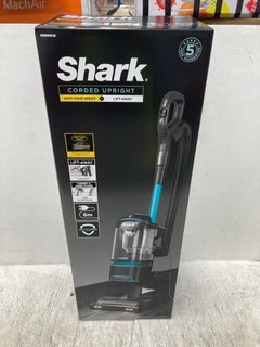 SHARK ANTI HAIR WRAP + LIFT AWAY CORDED UPRIGHT VACUUM CLEANER RRP - £250: LOCATION - E1