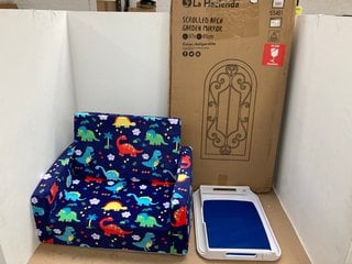 4 X ASSORTED HOUSEHOLD ITEMS TO INCLUDE DINOSAUR KIDS SEAT: LOCATION - E4