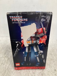 LEGO TRANSFORMERS OPTIMUS PRIME BUILD KIT MODEL: 10302 RRP - £159: LOCATION - G5