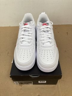 NIKE AIR FORCE 1 '07 LACE UP TRAINERS IN WHITE/UNIVERSITY RED SIZE: 7 RRP - £110: LOCATION - G11