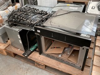 PALLET OF ASSORTED KITCHEN APPLIANCES - SPARES AND REPAIRS ONLY: LOCATION - D7 (KERBSIDE PALLET DELIVERY)