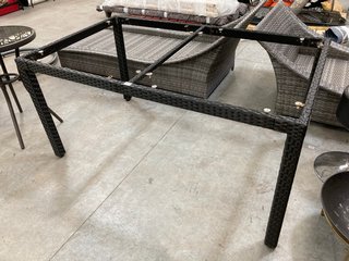 RECTANGULAR GARDEN DINING TABLE FRAME IN BLACK RATTAN FINISH: LOCATION - D7