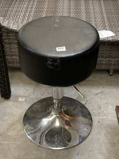 MODERN STYLE LOW GAS LIFT STYLE STOOL IN CHROME AND BLACK: LOCATION - D7