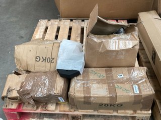 PALLET OF ASSORTED HOME GYM WEIGHTS TO INCLUDE WEIGHT ADJUSTABLE DUMBBELL WEIGHTS: LOCATION - B9