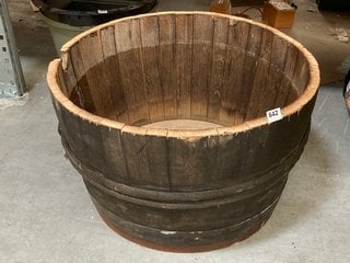 LARGE RUSTIC STYLE BARREL PLANTER IN WEATHERED FINISH: LOCATION - BR12