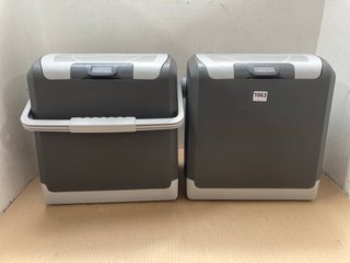 2 X 24L PORTABLE ELECTRIC BEVERAGE COOLBOXES: LOCATION - BR2