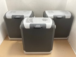 2 X 24L PORTABLE ELECTRIC COOLBOXES TO INCLUDE 14L ELECTRIC COOLBOX: LOCATION - BR3