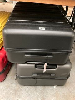 2 X JOHN LEWIS & PARTNERS ANYDAY HARDSIDE SUITCASES IN BLACK AND GUN METAL - SIZE L: LOCATION - CT8