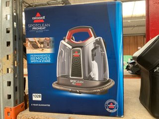 BISSELL SPOTCLEAN PROHEAT CARPET AND UPHOLSTERY WASHER: LOCATION - CR