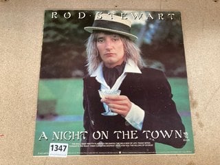 AN ORIGINAL 33RPM VINYL LP: ROD STEWART: A NIGHT ON THE TOWN: LOCATION - CR