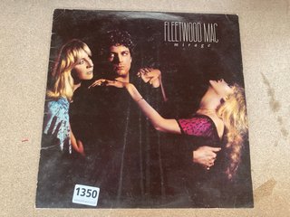 AN ORIGINAL 33RPM VINYL LP: FLEETWOOD MAC - MIRAGE: LOCATION - CR