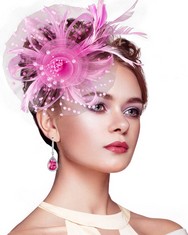 21 X SILOM FASCINATORS FOR WOMEN HAT FLOWER MESH RIBBONS HEADBAND TEA PARTY HAT HEADBAND HAIR CLIP FOR WEDDING COCKTAIL FOR WOMEN GIRLS (PINK) - TOTAL RRP £245: LOCATION - TABLES