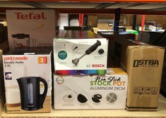 QUANTITY OF KITCHEN & APPLIANCES ITEMS TO INCLUDE PAUL RUSSELLS ELECTRIC PLASTIC KETTLE, 2200W 1.7L, HOT WATER DISPENSER, BLACK BOIL-DRY PROTECTION, AUTO SHUT OFF STRIX CONTROL: LOCATION - C