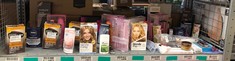 QUANTITY OF HEALTH & BEAUTY ITEMS TO INCLUDE CLAIROL BLONDE IT UP PERMANENT HAIR DYE, PLATINUM BLONDE, 270G: LOCATION - D