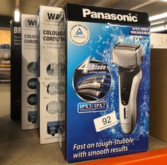 QUANTITY OF HEALTH & BEAUTY ITEMS TO INCLUDE PANASONIC ES-RF31 PREMIUM WET AND DRY 4-BLADE ELECTRIC SHAVER FOR MEN WITH FLEXIBLE PIVOTING HEAD, SILVER, UK 2 PIN PLUG: LOCATION - A