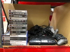 QUANTITY OF TECH & GAMING ITEMS TO INCLUDE PLAYSTATION GRAN TURISMO GAME: LOCATION - C