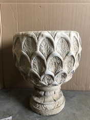 PINEAPPLE URN - DEEP PINEAPPLE PATTERN PLANTER ON CIRCULAR BASE - COLLECTION ONLY - LOCATION FRONT FLOOR