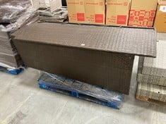 PALLET OF ASSORTED RATTAN OUTDOOR SOFA SET PARTS IN DARK BROWN