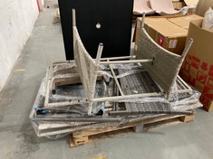 PALLET OF ASSORTED RATTAN OUTDOOR SOFA SET PARTS