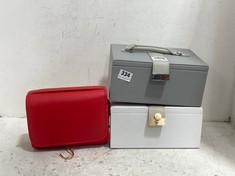 2 X STACKERS CLASSIC 25 X 18 CM JEWELERY BOX TO INCLUDE STACKERS HANGING WASHBAG IN RED - RRP £170