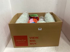 BOX OF ASSORTED JOHN LEWIS HOUSEHOLD ITEMS TO INCLUDE JOHN LEWIS ULTRA SOFT BATH TOWEL IN MINT