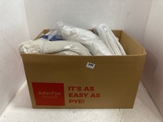 BOX OF ASSORTED JOHN LEWIS BEDDING ITEMS TO INCLUDE JOHN LEWIS EGYPTIAN COTTON 180 X 200 CM FITTED SHEET IN WHITE