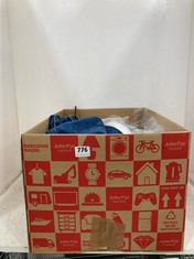 BOX OF ASSORTED CLOTHING TO INCLUDE DENIM CO STRAIGHT DENIM SHORTS BLUE SIZE 34