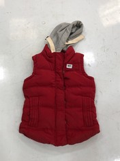 SUPERDRY ACADEMY GILET IN RED WITH GREY HOOD SIZE SMALL