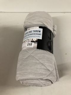 LIFE COMFORT COOLING THROW IN GREY