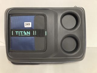 TITAN BY ARCTIC ZONE COOL BOX