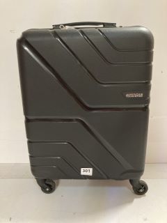 AMERICAN TOURISTER WHEELED HAND LUGGAGE SUITCASE