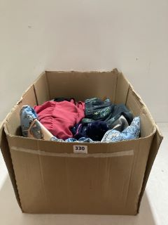 BOX OF ASSORTED CLOTHING IN VARIOUS SIZES & DESIGNS