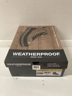 PAIR OF WEATHERPROOF MENS BOOTS IN BROWN - SIZE UK 7