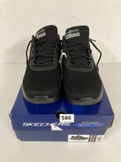 PAIR OF SKECHERS WITH AIR-COOLER MEMORY FOAM TRAINERS UK 10