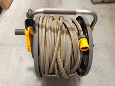 HOZELOCK REEL WITH HOSE