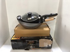 4 X ASSORTED COOKWARE ITEMS TO INCLUDE TOWER 5-PIECE STONE COATED PAN SET