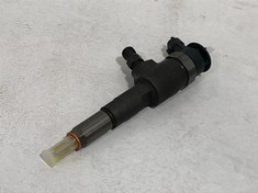 BOSCH COMMON RAIL DIESEL INJECTOR - 432545200