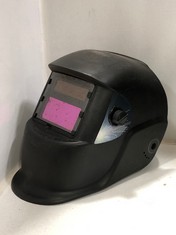 2 X SIEGEN AUTO DARKENING WELDING HELMET SHADE 9-13 - MODEL NO.: S01001