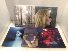 5 X ASSORTED VINYL RECORDS TO INCLUDE TAYLOR SWIFT FOLKLORE VINYL ALBUM