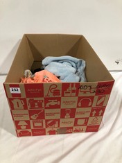 BOX OF ASSORTED KIDS CLOTHING TO INCLUDE POKEMON SHORTS LIGHT GREY MARL WITH LOGO SIZE 6YRS