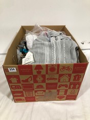 BOX OF ASSORTED KIDS CLOTHING TO INCLUDE DANDELION KNIT TOP & SHORTS SET GREY SIZE 3-6MTHS