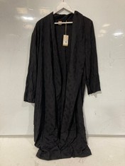 BOSS MONO ROBE BLACK SIZE 8 RRP- £170