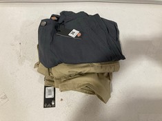 DICKIES CARGO SHORTS DARK GREY SIZE 32 TO INCLUDE DICKIES CARGO TROUSERS KHAKI SIZE 32