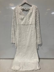 COAST BRIDAL V-NECK ALL OVER LACE FLARE SLEEVE WEDDING DRESS IVORY SIZE 10