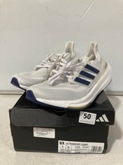 ADIDAS ULTRABOOST LIGHT TRAINERS CRYSTAL WHITE/DARK BLUE SIZE 8.5 RRP- £170