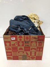 BOX OF ASSORTED ADULT CLOTHING TO INCLUDE H&M LOOSE FIT DENIM JEANS BLUE SIZE 30/32