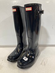 HUNTER ORIGINAL TALL GLOSS WELLINGTON BOOTS NAVY SIZE 7 RRP- £135